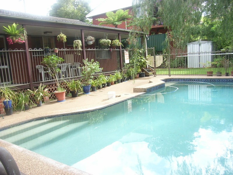 12A Corunna Ave, North Rocks NSW 2151