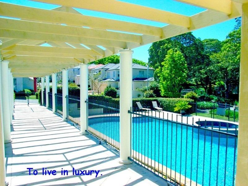 9 Manhattan CT, Carlingford NSW 2118