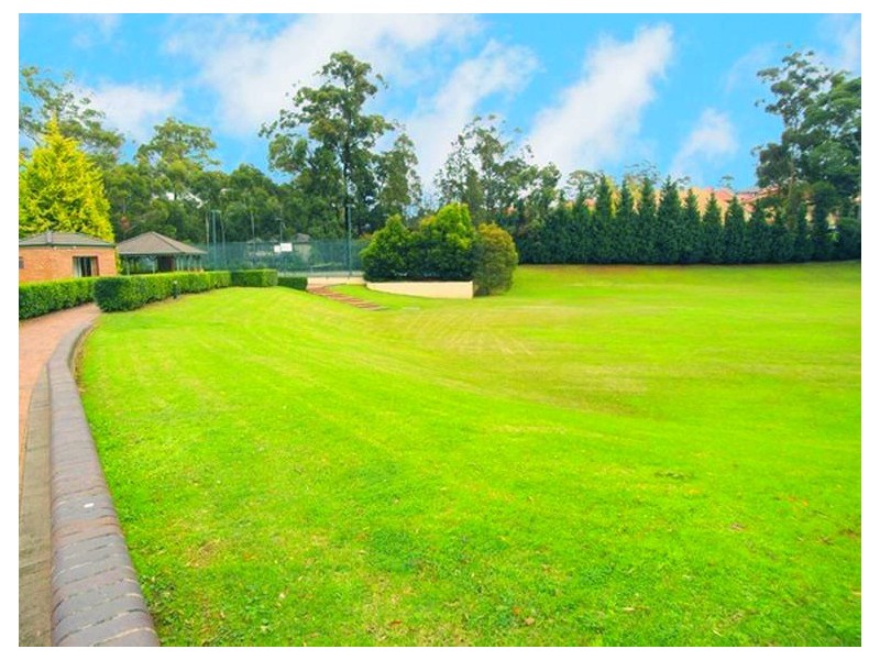 10 Hendon Green, West Pennant Hills NSW 2125