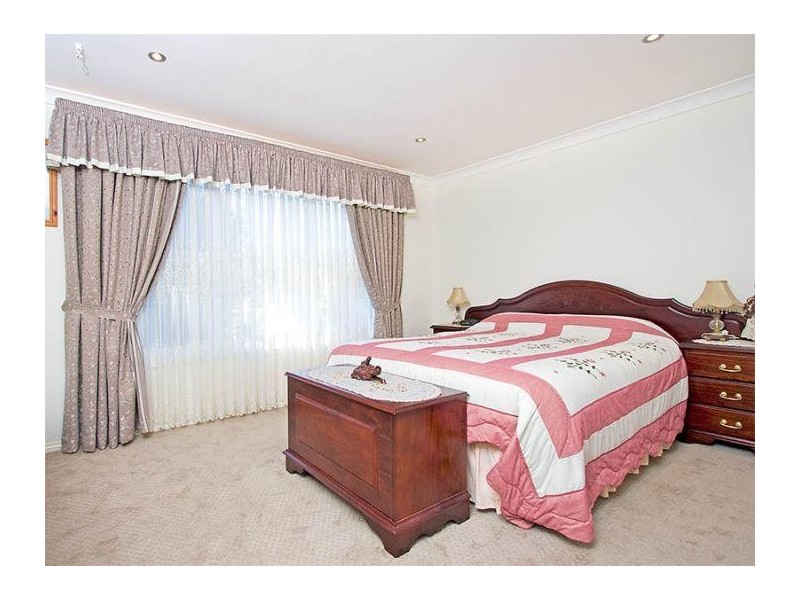 11 Arizona place, North Rocks NSW 2151