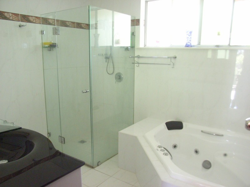 39 Parkland Rd, Carlingford NSW 2118