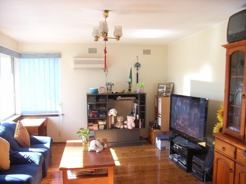 39 Parkland Rd, Carlingford NSW 2118