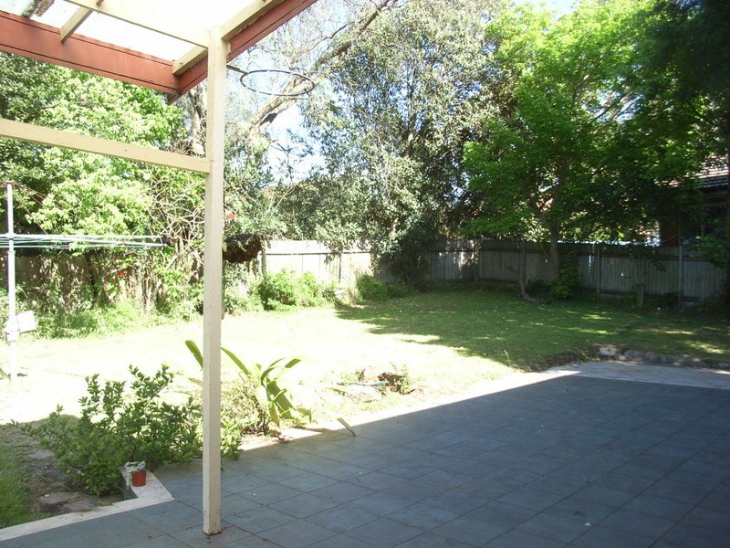 39 Parkland Rd, Carlingford NSW 2118