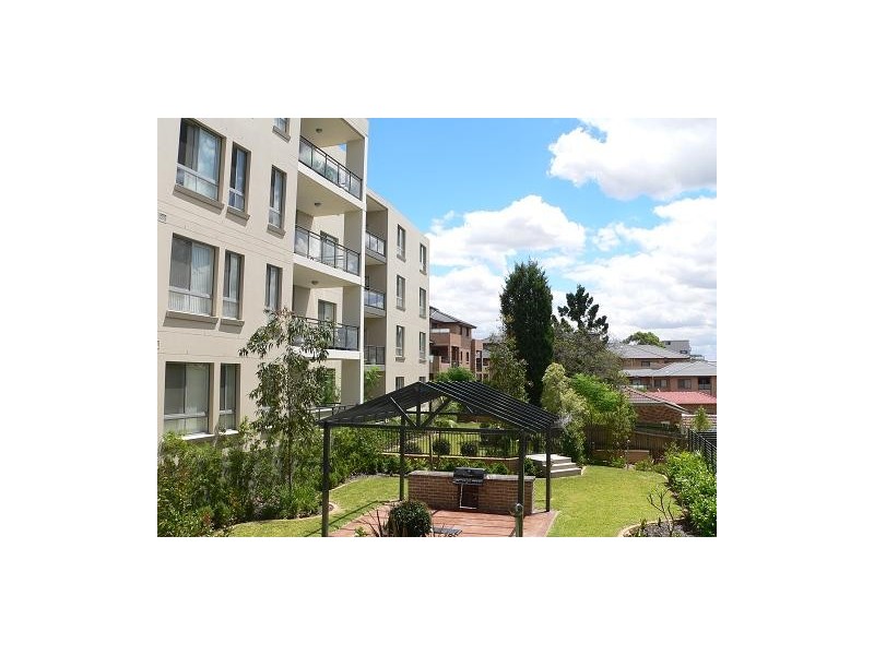 16 Post Office St, Carlingford NSW 2118