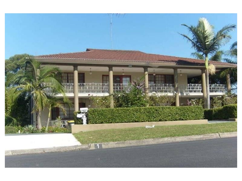 1 Andrew Pl, North Rocks NSW 2151