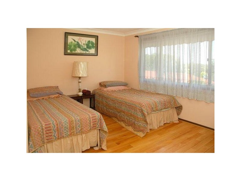 17 Tracey Ave, Carlingford NSW 2118