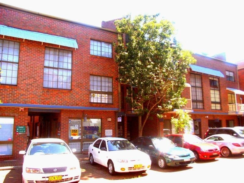 8/47 Neridah Street, Chatswood NSW 2067