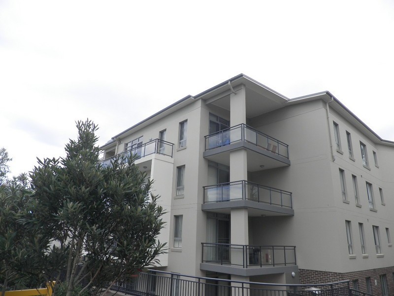 16 Post Office St, Carlingford NSW 2118