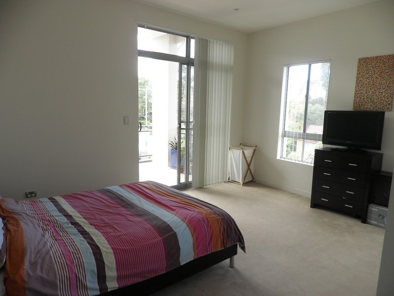 16 Post Office St, Carlingford NSW 2118