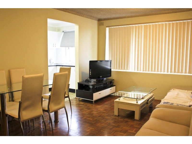 9/15 Bank St, Meadowbank NSW 2114