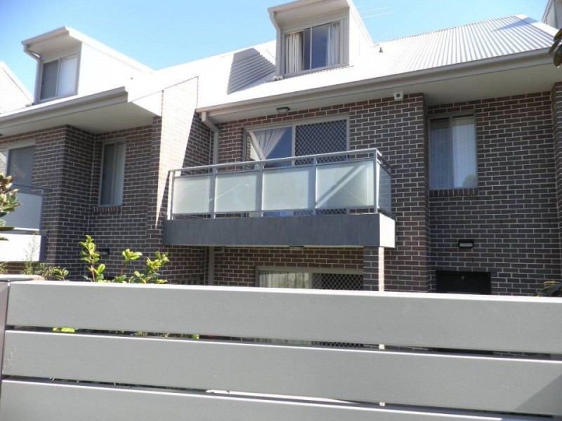 107 Adderton Road, Telopea NSW 2117