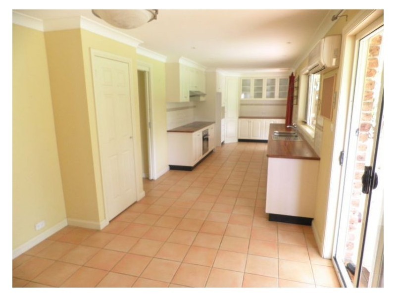 37 Middleton Ave, Castle Hill NSW 2154