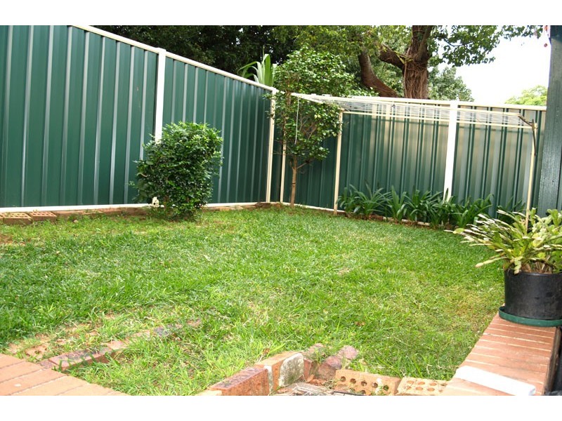 1/23A Banks St, Mays Hill NSW 2145