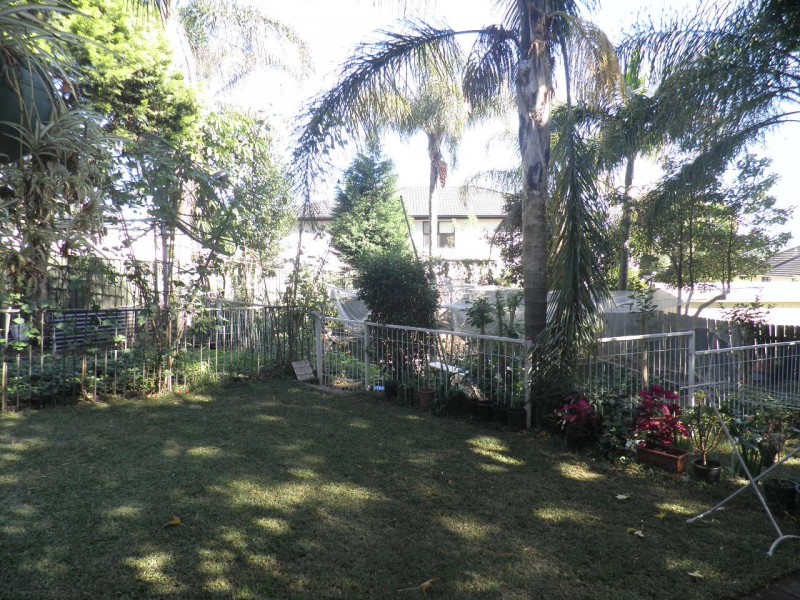 10 Pinetree Dr, Carlingford NSW 2118