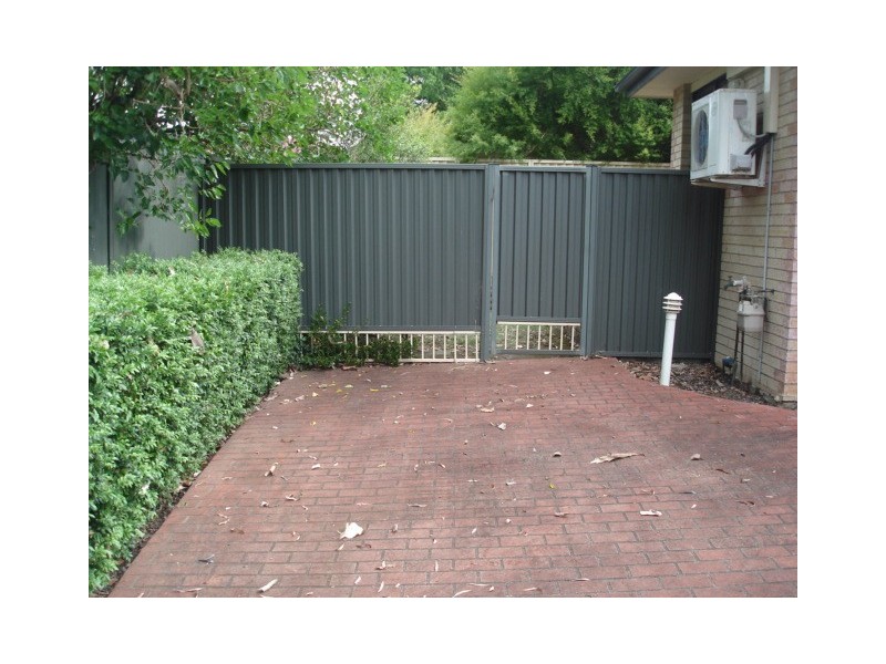 7/19 Girraween Rd., Girraween NSW 2145