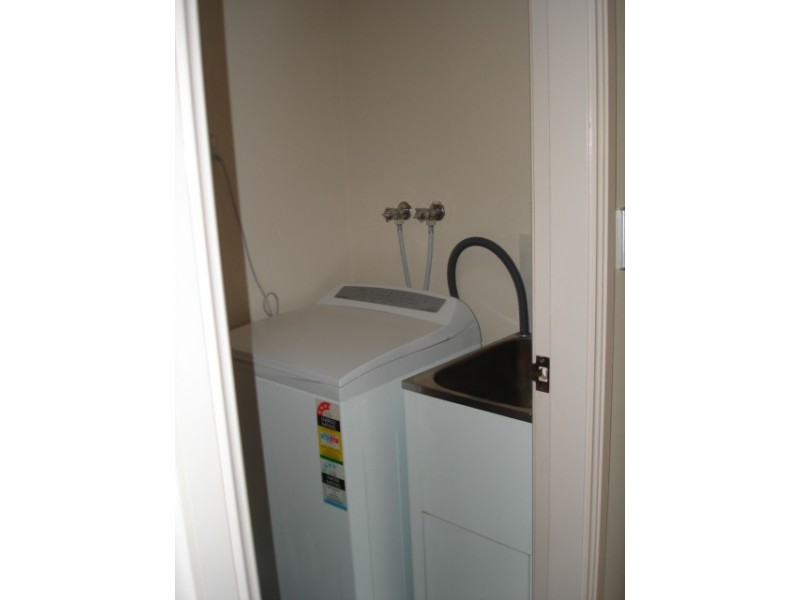 7/19 Girraween Rd., Girraween NSW 2145