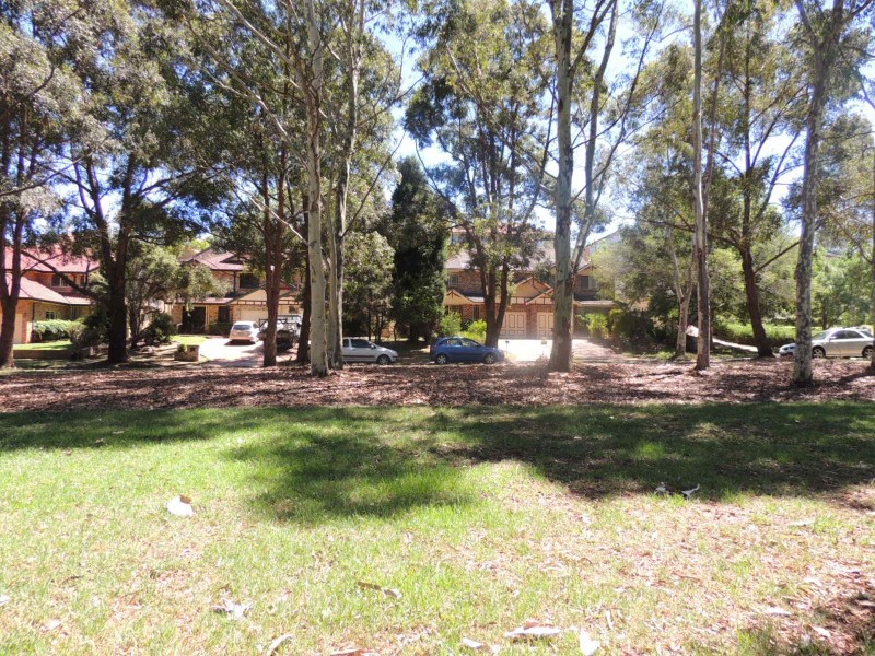 2/11 Larnook Close, Oatlands NSW 2117