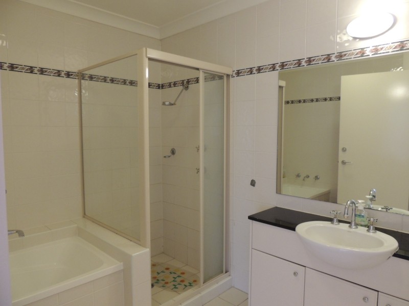 27/2 Bradley Place, Liberty Grove NSW 2138