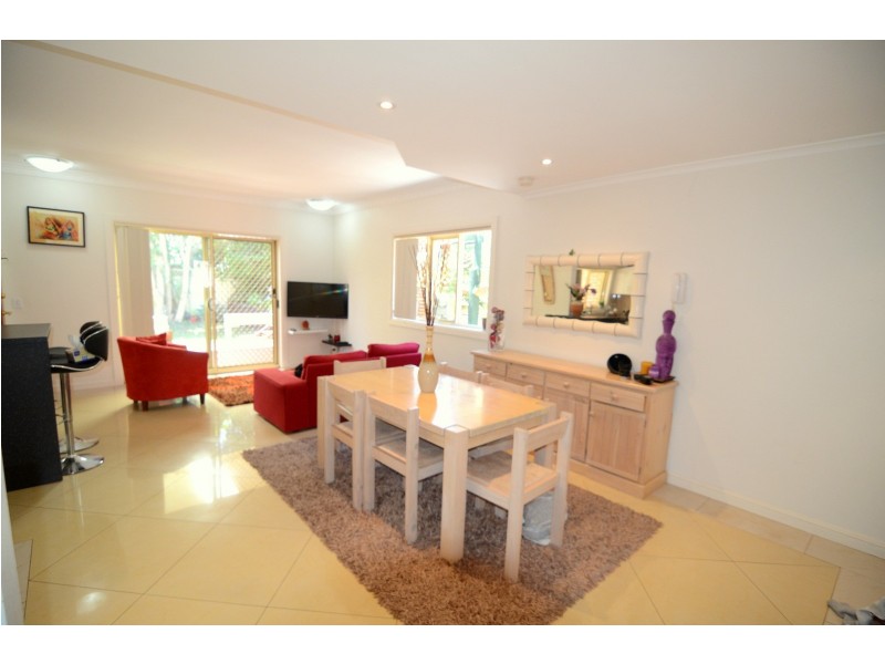 1 The Carriageway, North Rocks NSW 2151