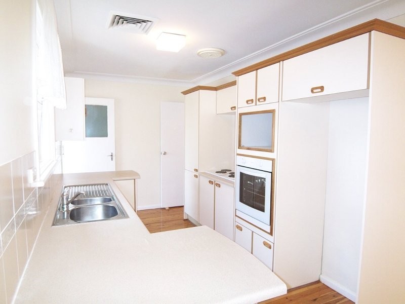 9 Somerset Drive, North Rocks NSW 2151