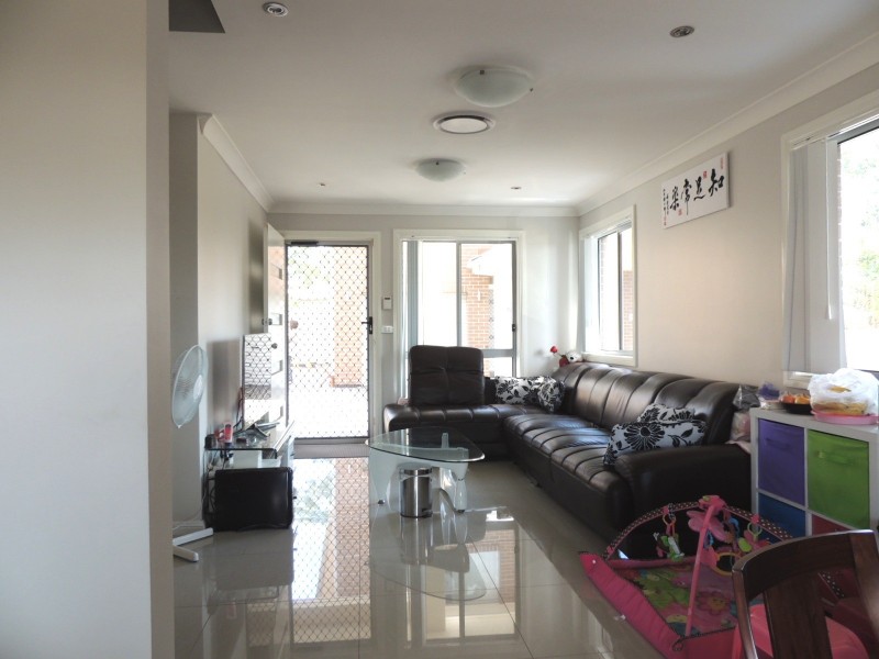 10/14 George St, Seven Hills NSW 2147