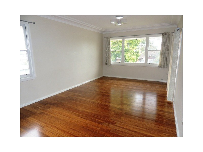 2A Lochinvar Pde, Carlingford NSW 2118