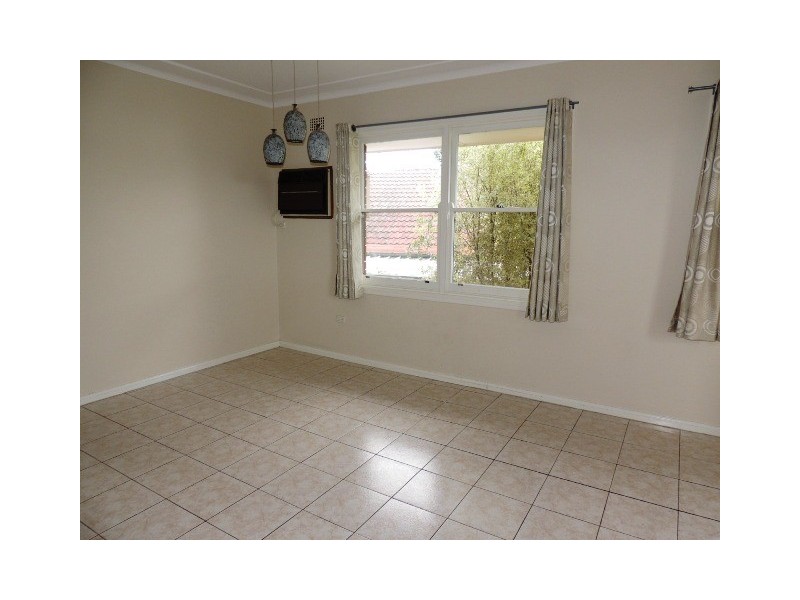 2A Lochinvar Pde, Carlingford NSW 2118