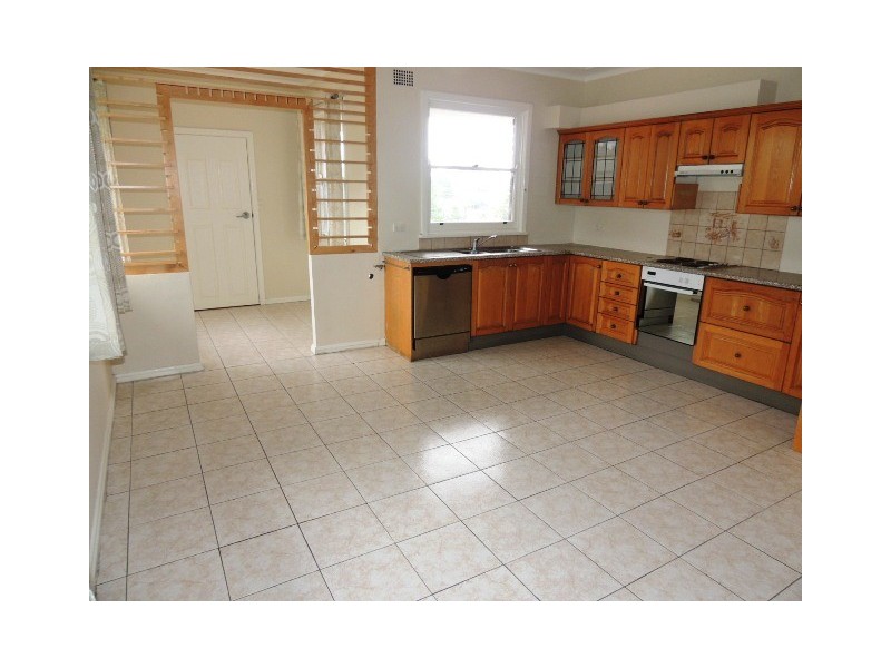 2A Lochinvar Pde, Carlingford NSW 2118