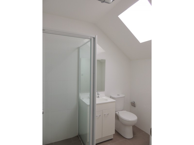 2/1 Leamington Rd, Dundas NSW 2117