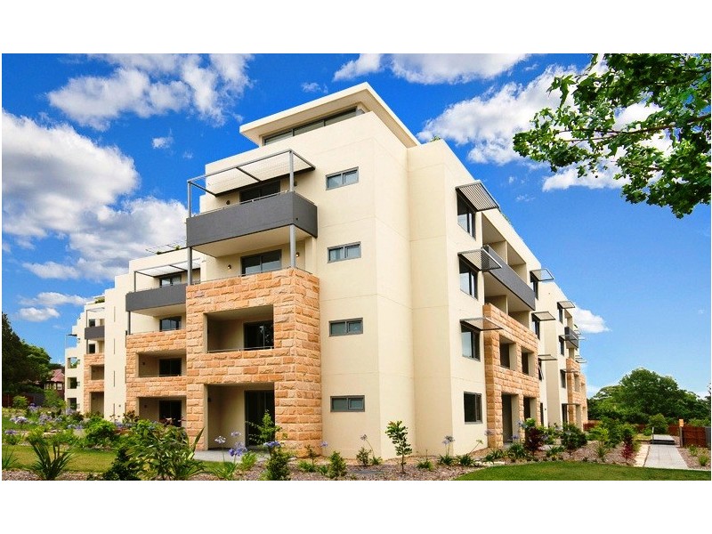 2A Eulbertie Ave, Warrawee NSW 2074