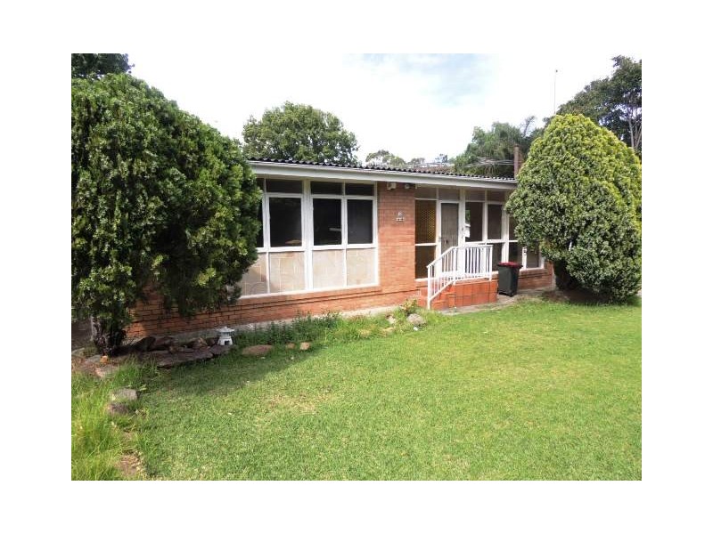 18 Brooker Ave, Oatlands NSW 2117