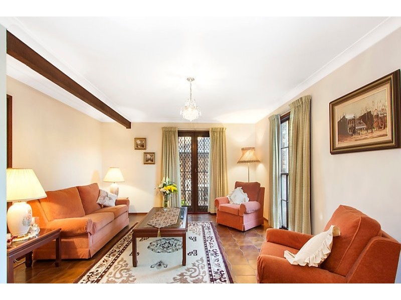 122 Parsonage Rd, Castle Hill NSW 2154