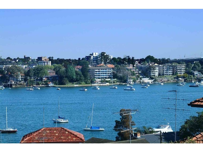 10 Lyndhurst Crescent, Hunters Hill NSW 2110