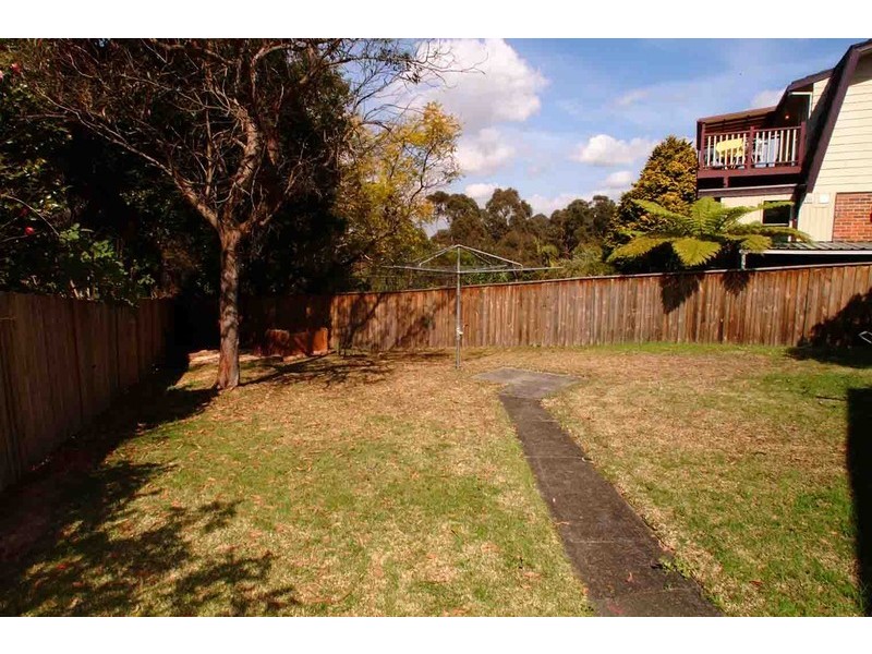 8 Miramont Ave, Riverview NSW 2066