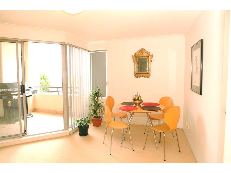 102/250 Pacific Highway, Crows Nest NSW 2065
