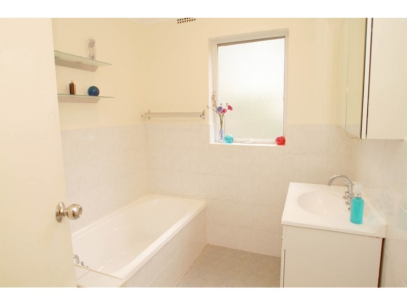 13/127 Burns Bay Road, Lane Cove NSW 2066