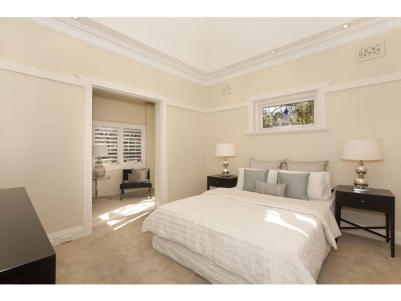 17 Fontaine Street, Chatswood NSW 2067