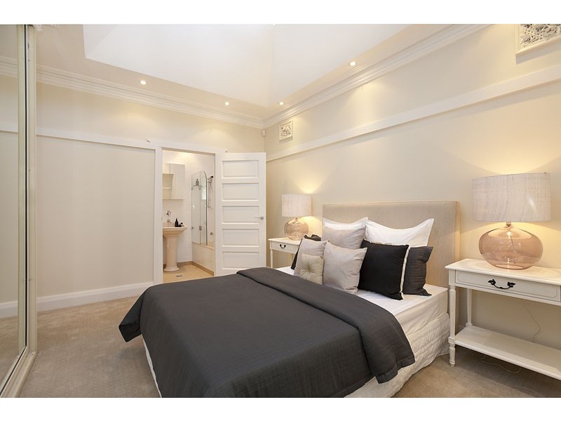 17 Fontaine Street, Chatswood NSW 2067