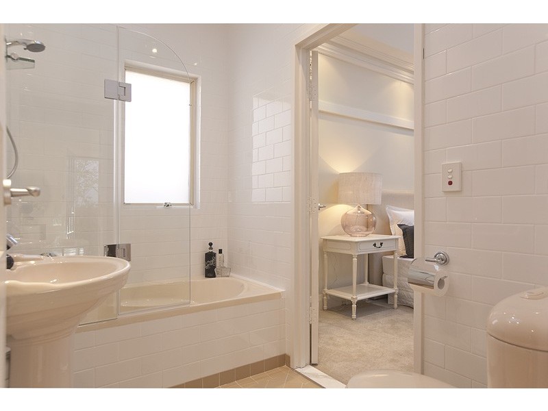 17 Fontaine Street, Chatswood NSW 2067