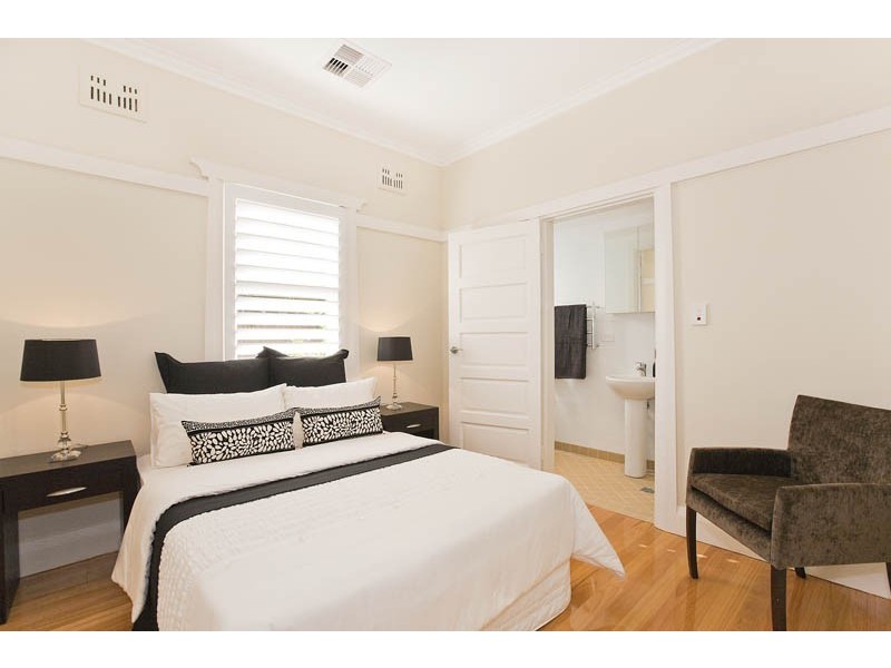 17 Fontaine Street, Chatswood NSW 2067