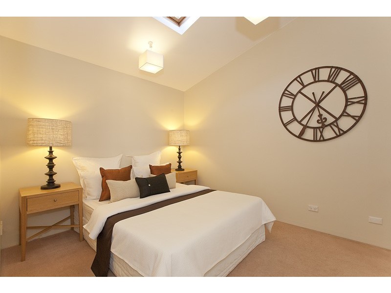 17 Fontaine Street, Chatswood NSW 2067