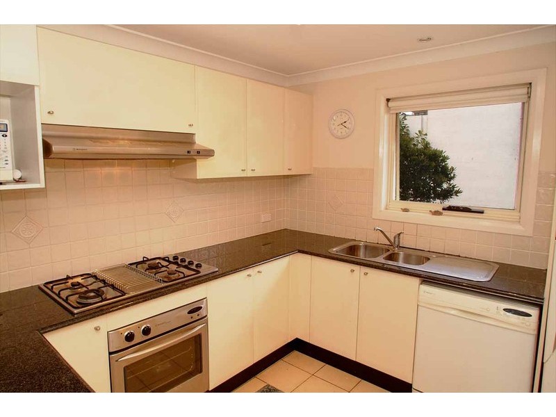31 Walkers Drive, Lane Cove NSW 2066