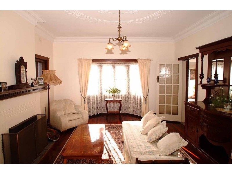 40 Archbold Road, Roseville NSW 2069