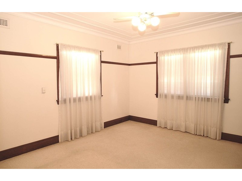 222 Burns Bay Road, Lane Cove NSW 2066