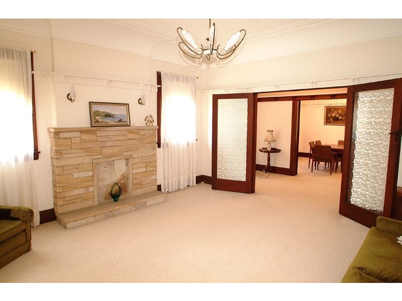 222 Burns Bay Road, Lane Cove NSW 2066