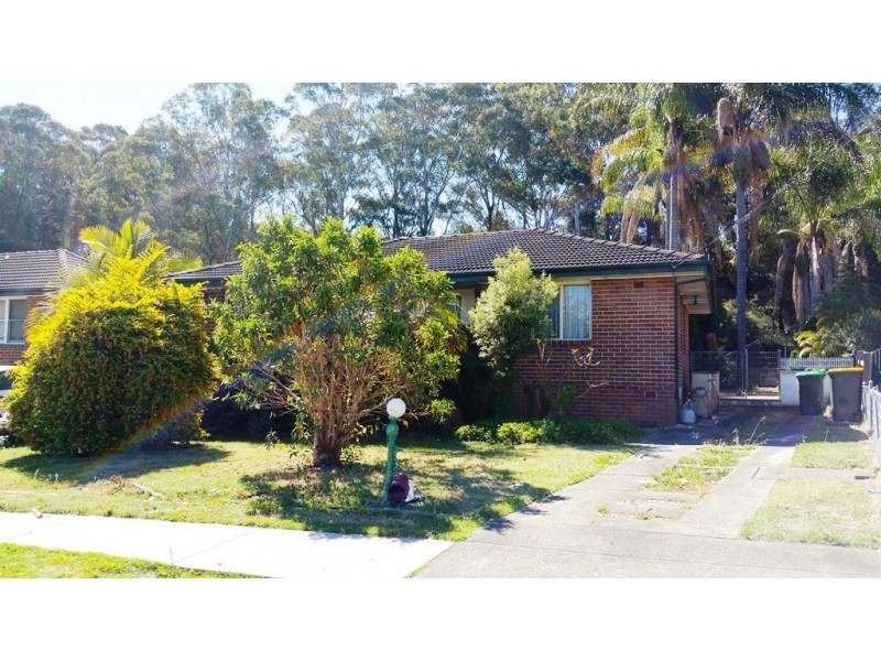 86 STRICKLAND CRES, Ashcroft NSW 2168