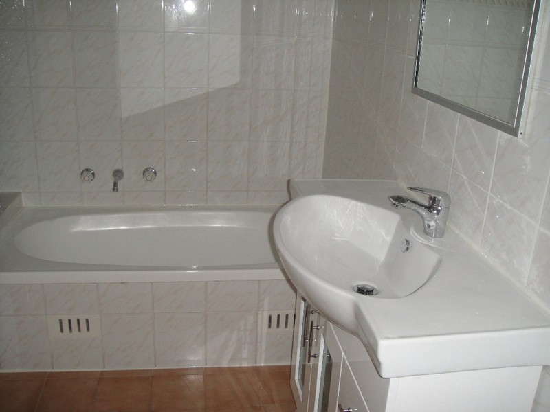 5-7 THELMA ST, Lurnea NSW 2170