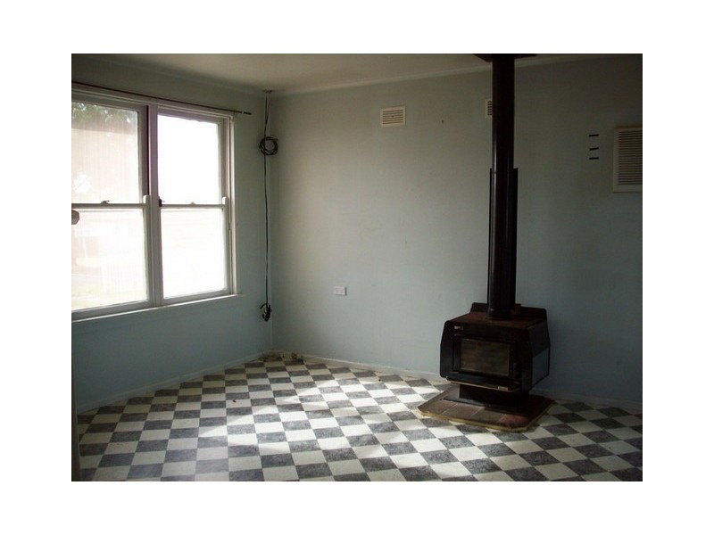 16 Hilda Avenue, Casula NSW 2170