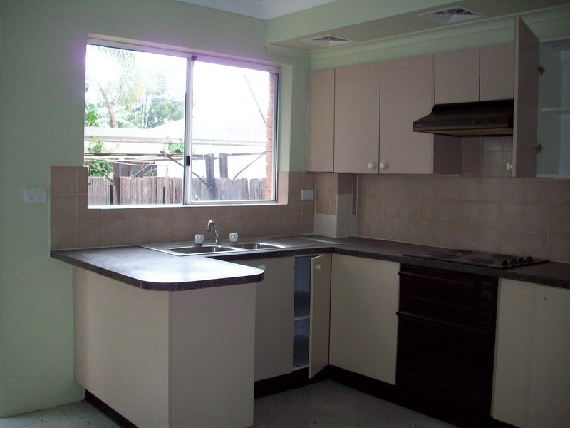 12/5-7 THELMA ST, Lurnea NSW 2170