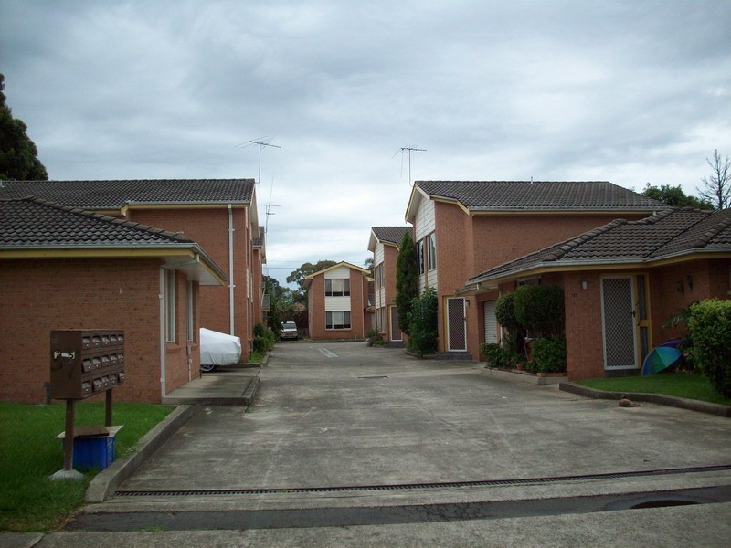 12/5-7 THELMA ST, Lurnea NSW 2170